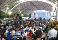 130813 antigov.gif